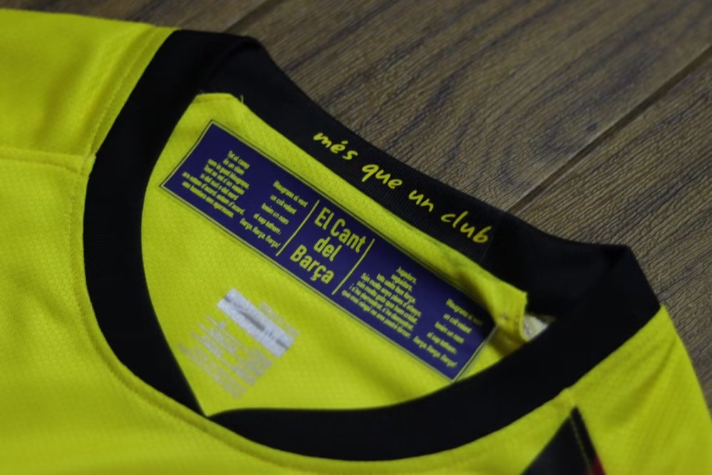 Retro 08/09 Barcelona Yellow Long Sleeve Soccer Jersey