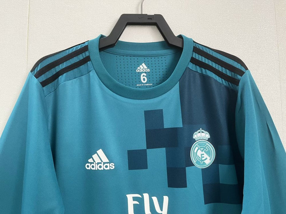 Retro 17/18 Real Madrid Third Long Sleeve Soccer Jersey
